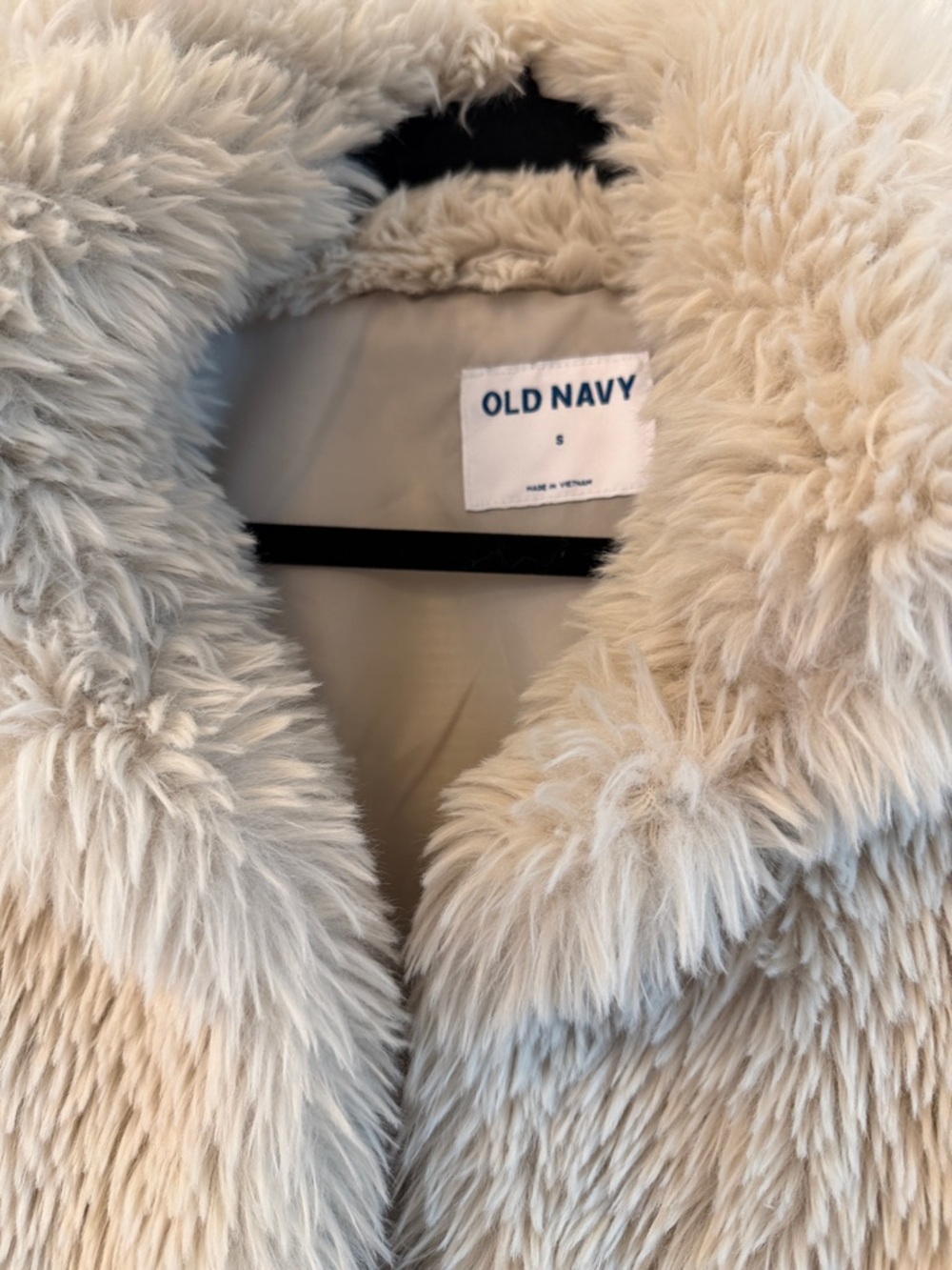 Old Navy Cream Faux Fur Cropped Jacket - Picture 2 of 5